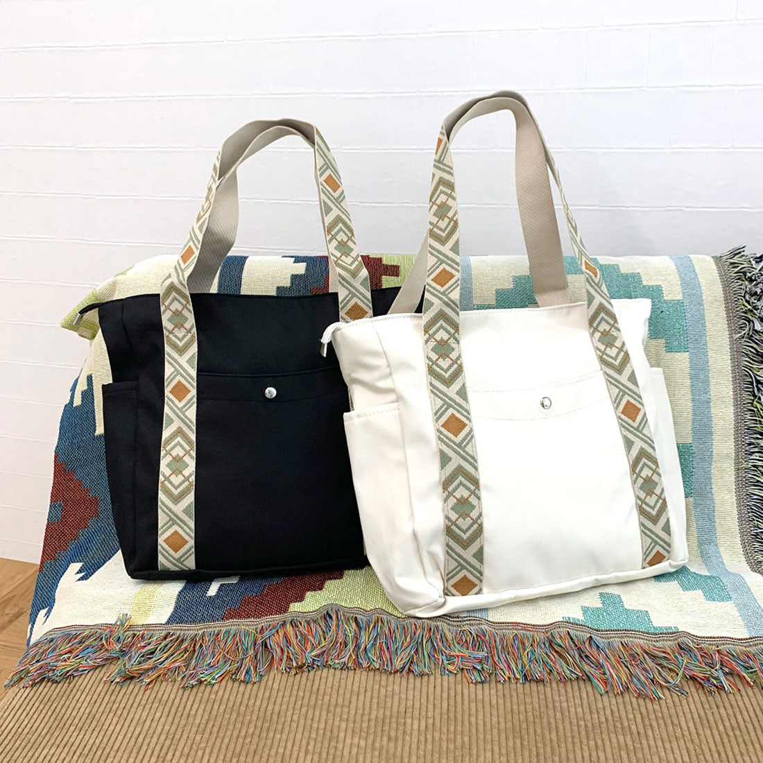 シーアールビー CRB 撥水柄テープトートバッグ