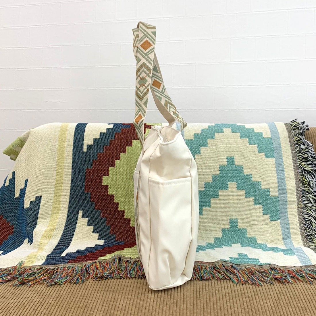 シーアールビー CRB 撥水柄テープトートバッグ