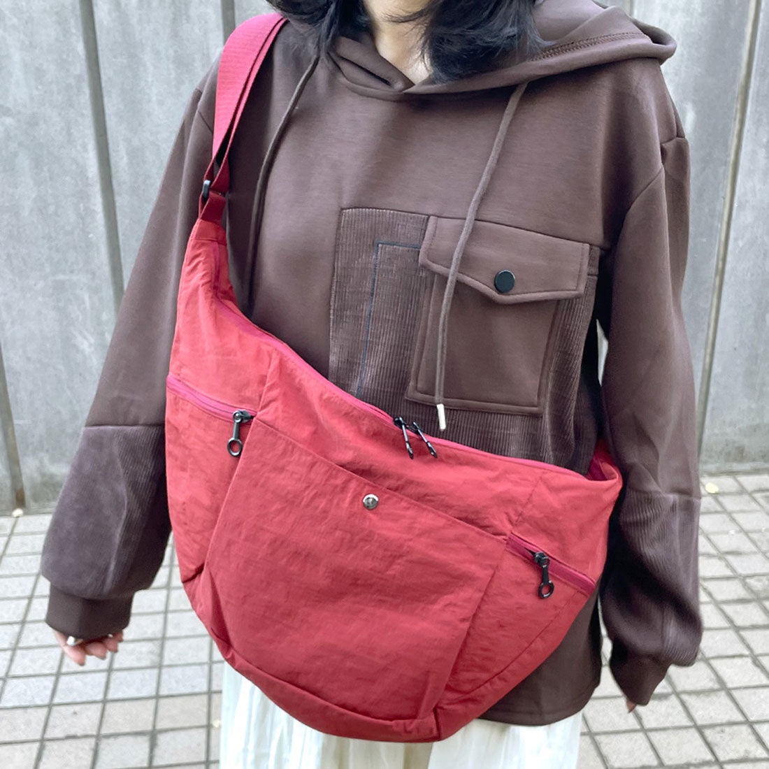 シーアールビー CRB 撥水三日月ショルダーバッグ (ブラック) ブラック