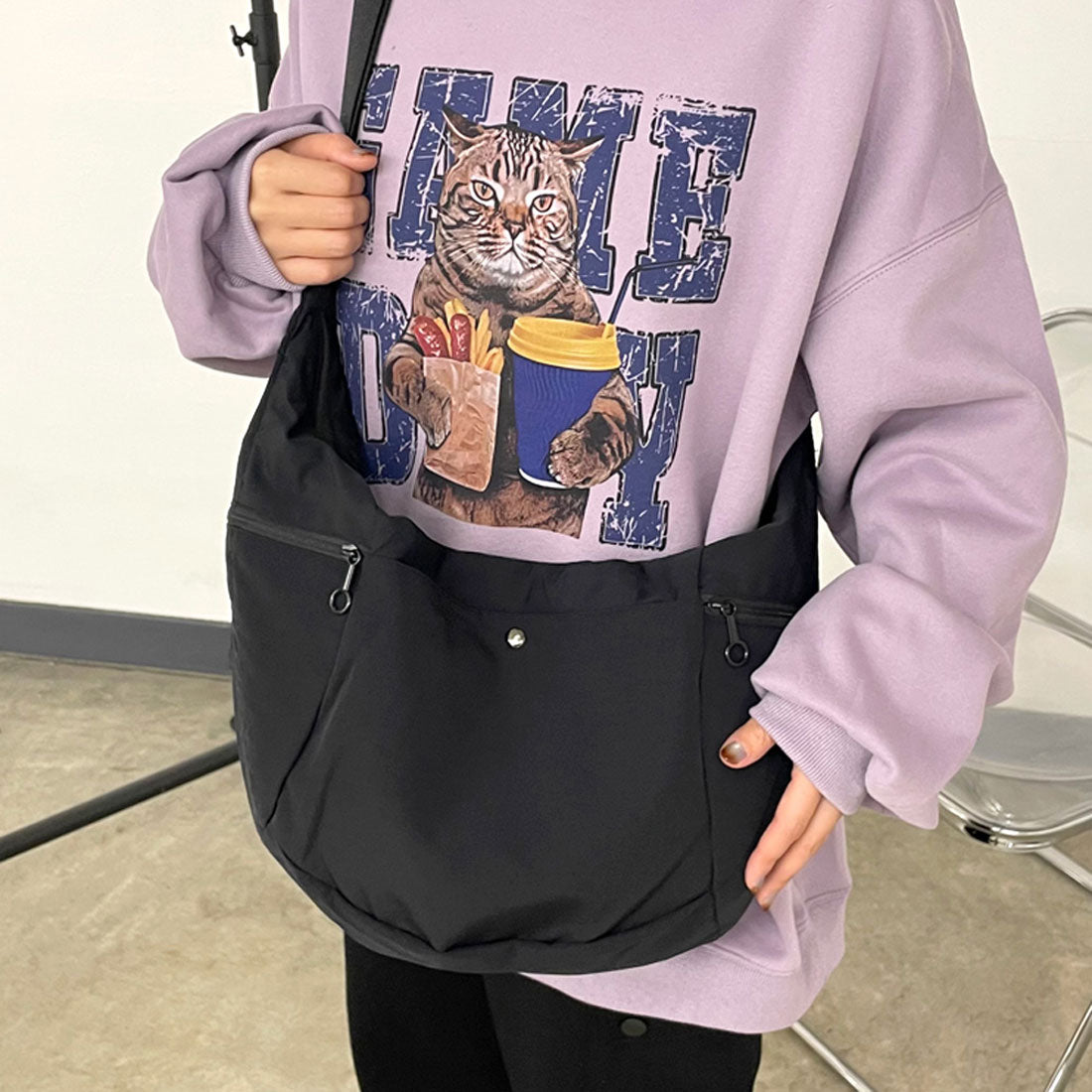 シーアールビー CRB 撥水三日月ショルダーバッグ (ブラック) ブラック