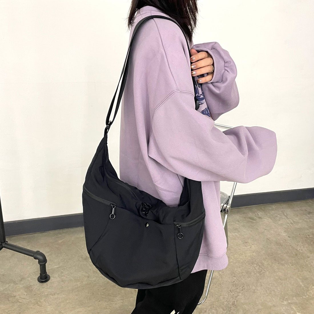 シーアールビー CRB 撥水三日月ショルダーバッグ (ブラック) ブラック