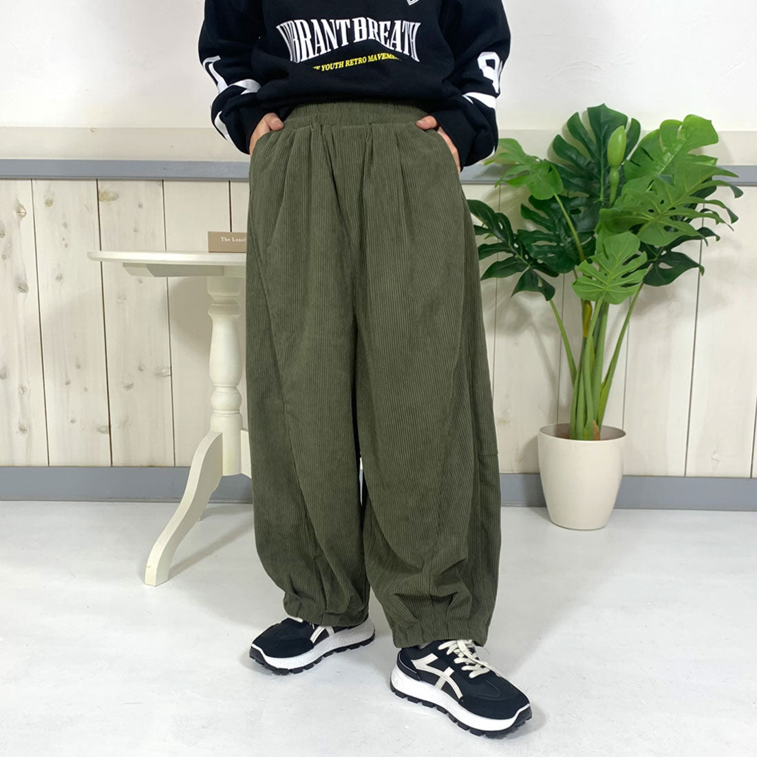 シーアールビー CRB コールカーブパンツ,カーキ