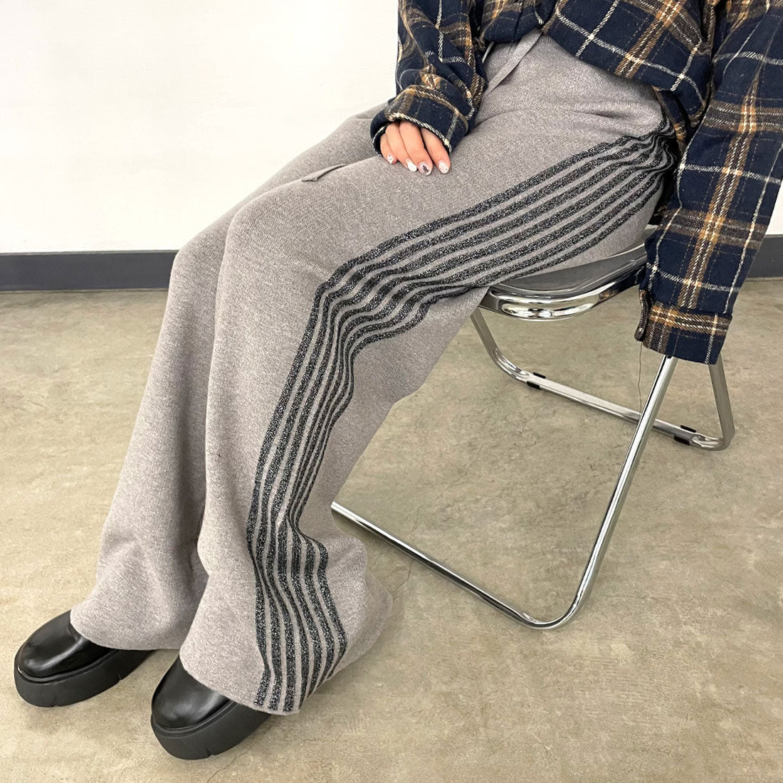 シーアールビー CRB ラインニットワイドパンツ (グレー) グレー