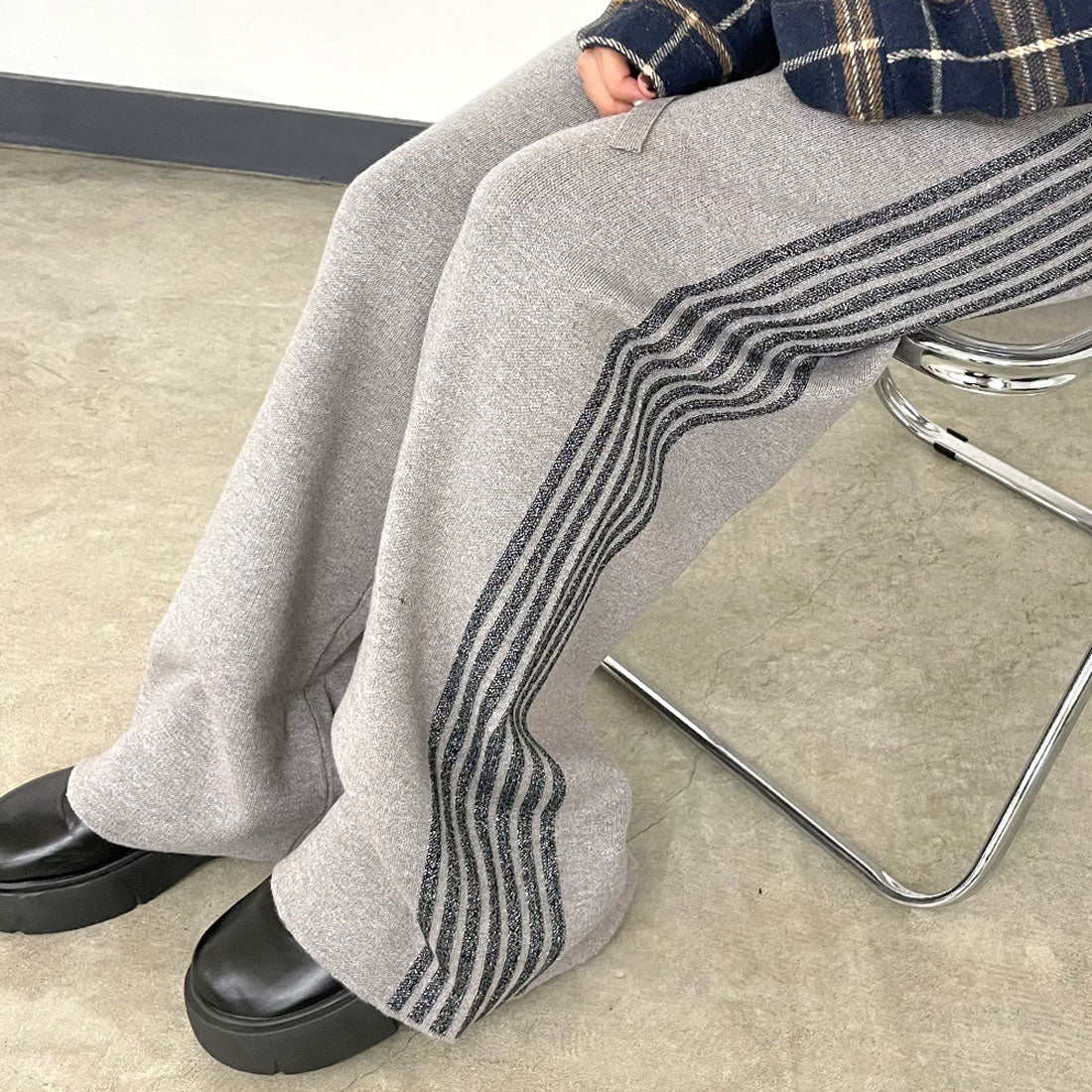 シーアールビー CRB ラインニットワイドパンツ (グレー) グレー