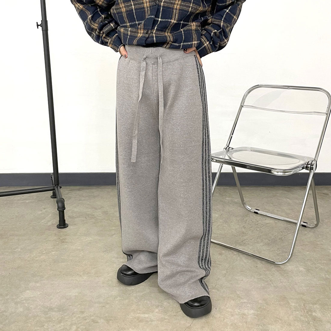 シーアールビー CRB ラインニットワイドパンツ (グレー) グレー