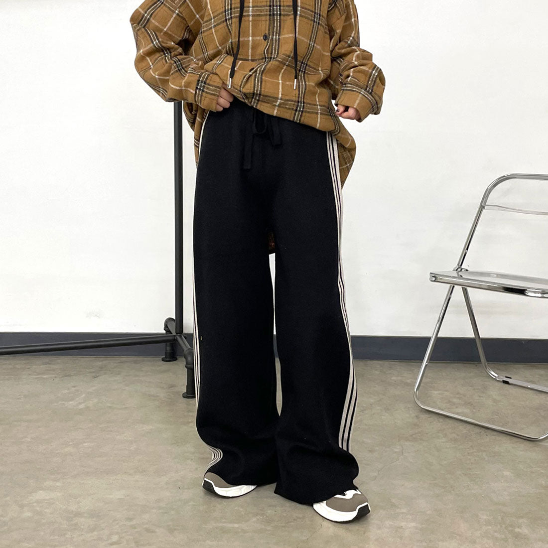 シーアールビー CRB ラインニットワイドパンツ (グレー) グレー