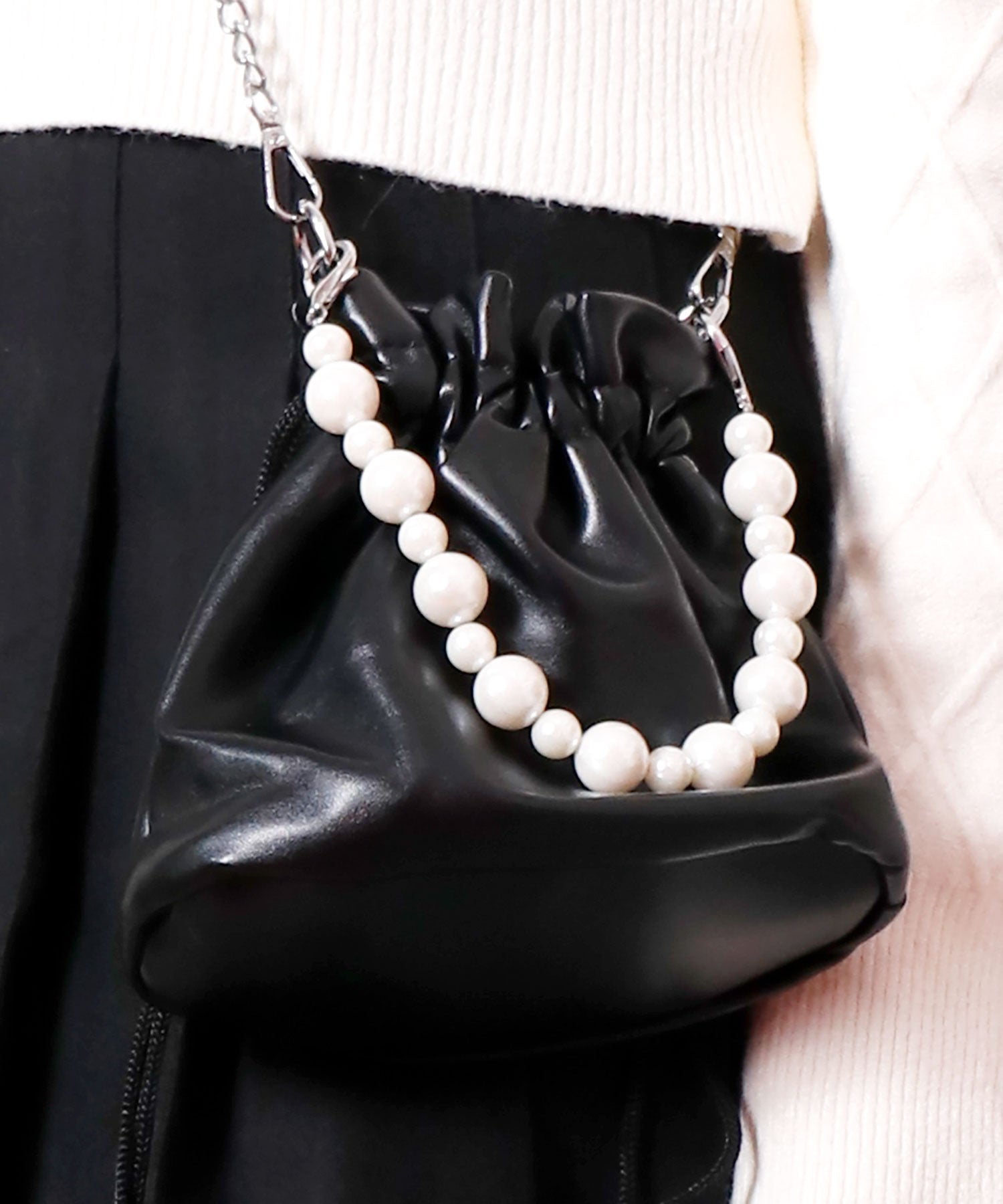 ニナエリナ Nina et Lina パールハンドバック (ホワイト) ホワイト