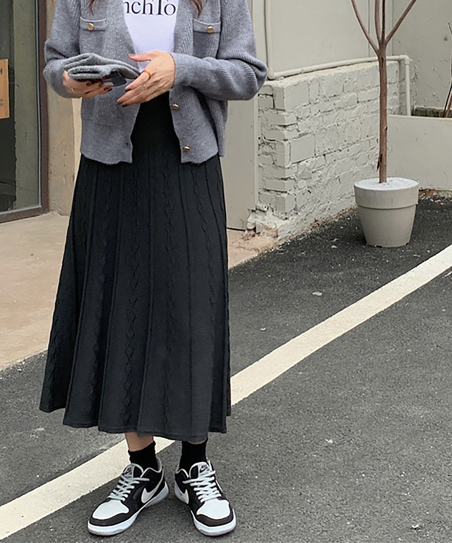 ニナエリナ Nina et Lina ケーブルフレアニットスカート (ブラウン) ブラウン