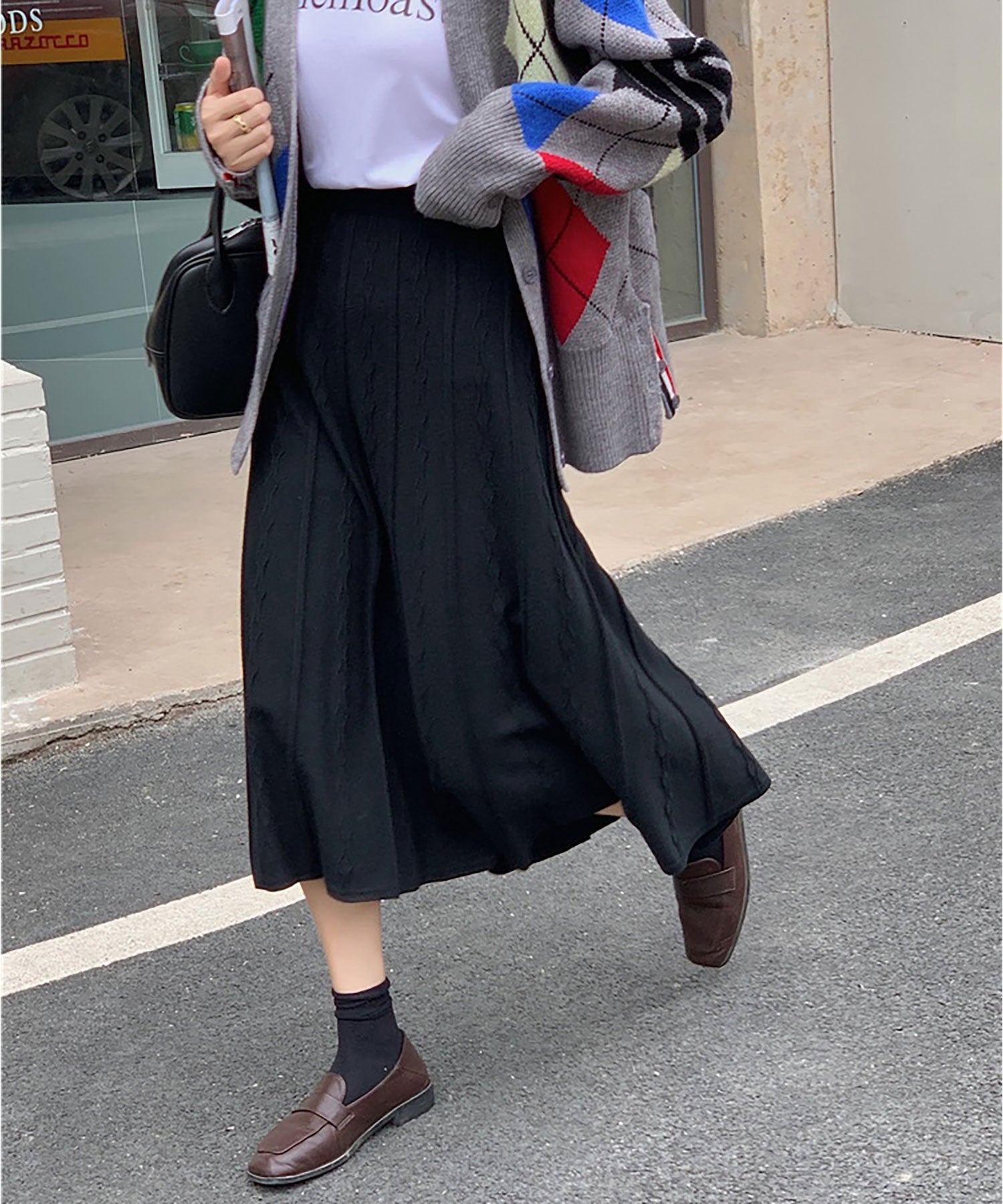 ニナエリナ Nina et Lina ケーブルフレアニットスカート (ブラウン) ブラウン