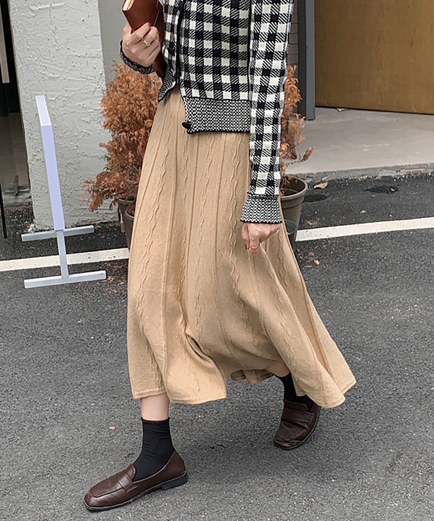 ニナエリナ Nina et Lina ケーブルフレアニットスカート (モカ) モカ