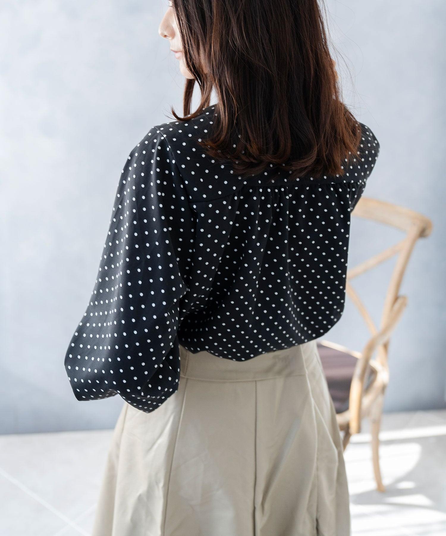ニナエリナ Nina et Lina ドット柄ブラウス (ブラック) ブラック