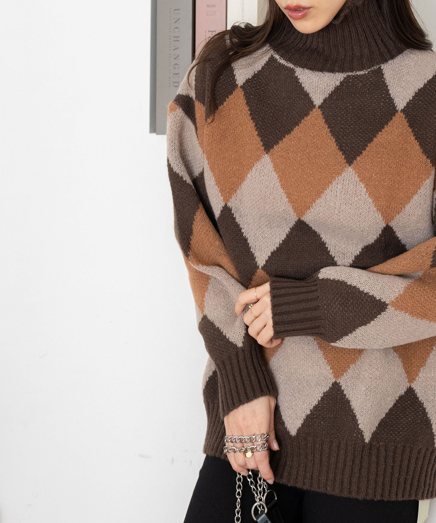 ニナエリナ Nina et Lina タートルネックアーガイルニット (キャメル) キャメル