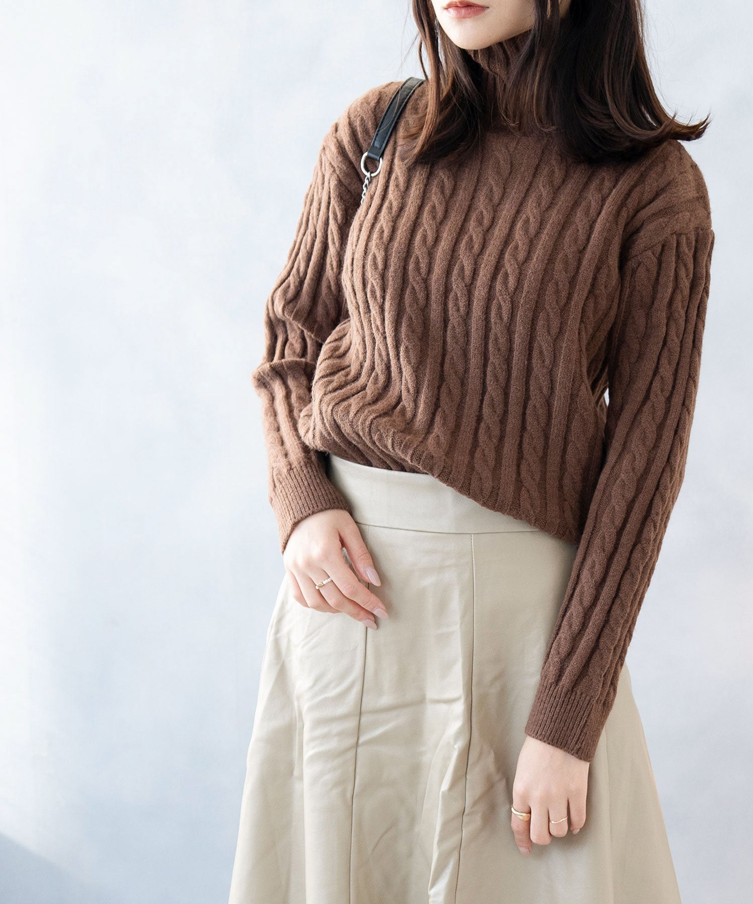 ニナエリナ Nina et Lina ハイネックニットトップス (ブラウン) ブラウン