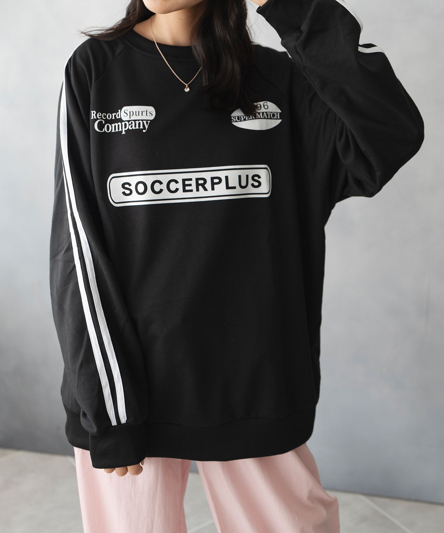 ニナエリナ Nina et Lina ライン切り替えトレーナー (ブラック) ブラック