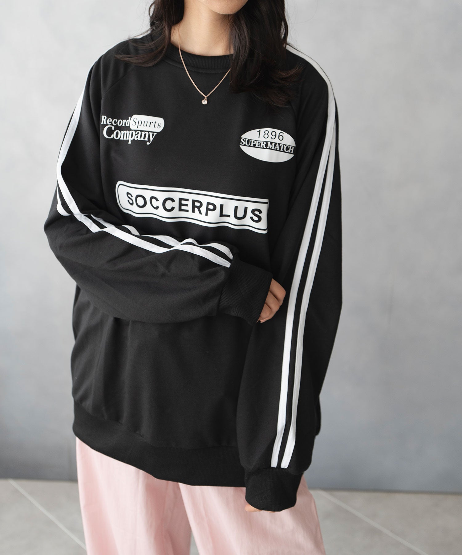 ニナエリナ Nina et Lina ライン切り替えトレーナー (ブラック) ブラック