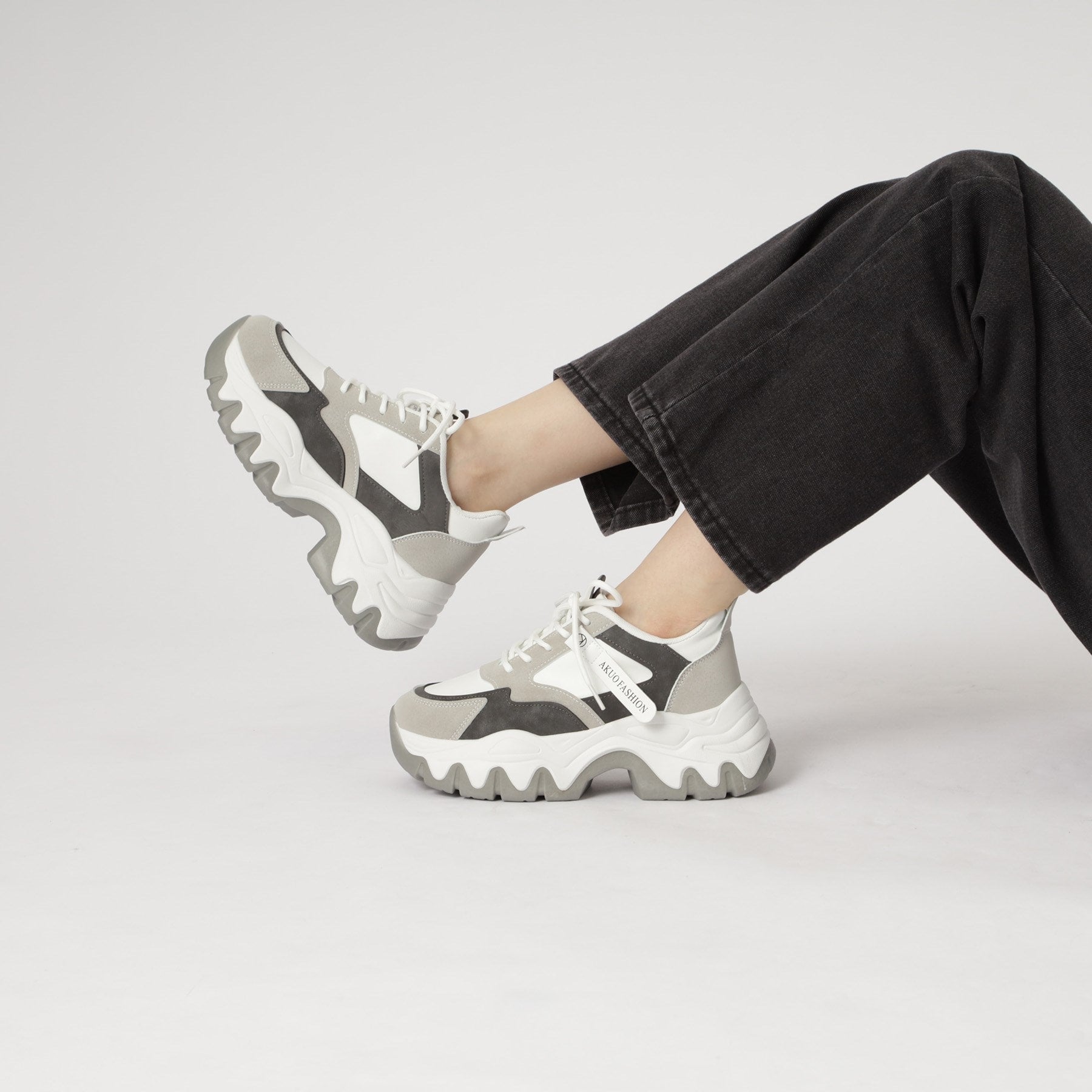 シーエス ティーアンドピー csT&P 厚底凸凹ソールスニーカー (ベージュ(052)) ベージュ(052)