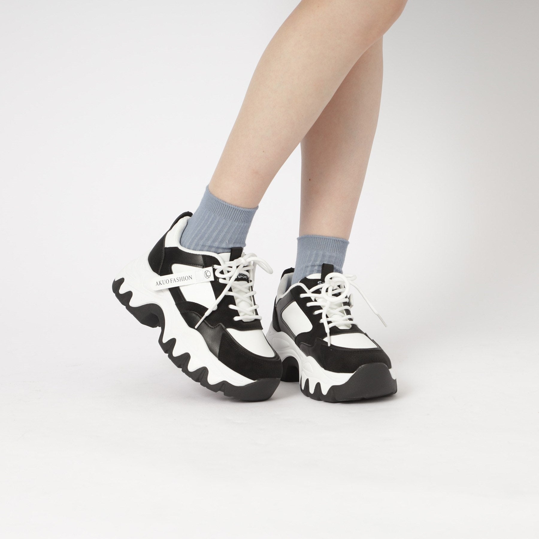 シーエス ティーアンドピー csT&P 厚底凸凹ソールスニーカー (ベージュ(052)) ベージュ(052)