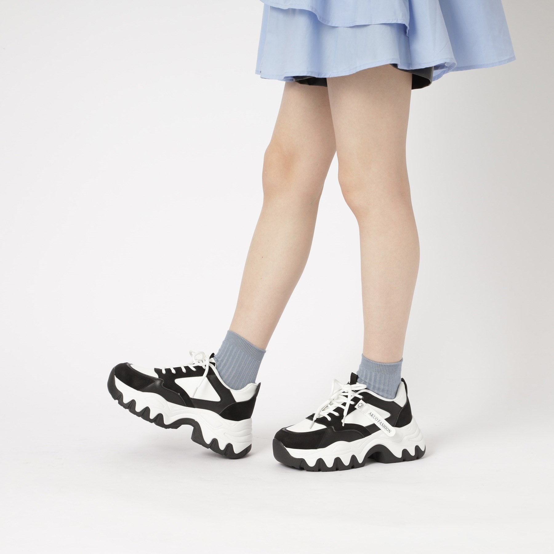 シーエス ティーアンドピー csT&P 厚底凸凹ソールスニーカー (ベージュ(052)) ベージュ(052)