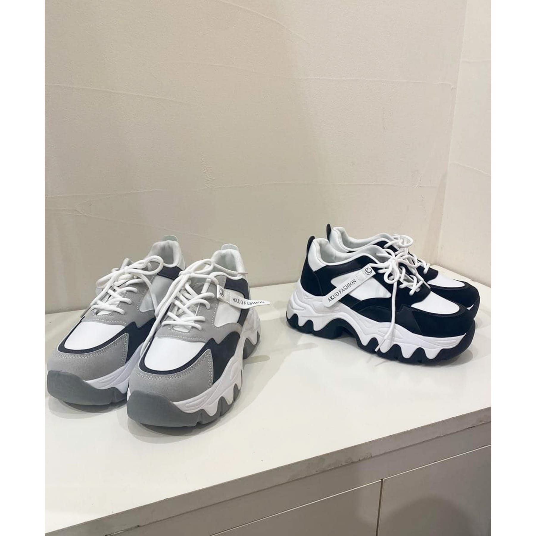 シーエス ティーアンドピー csT&P 厚底凸凹ソールスニーカー (ベージュ(052)) ベージュ(052)