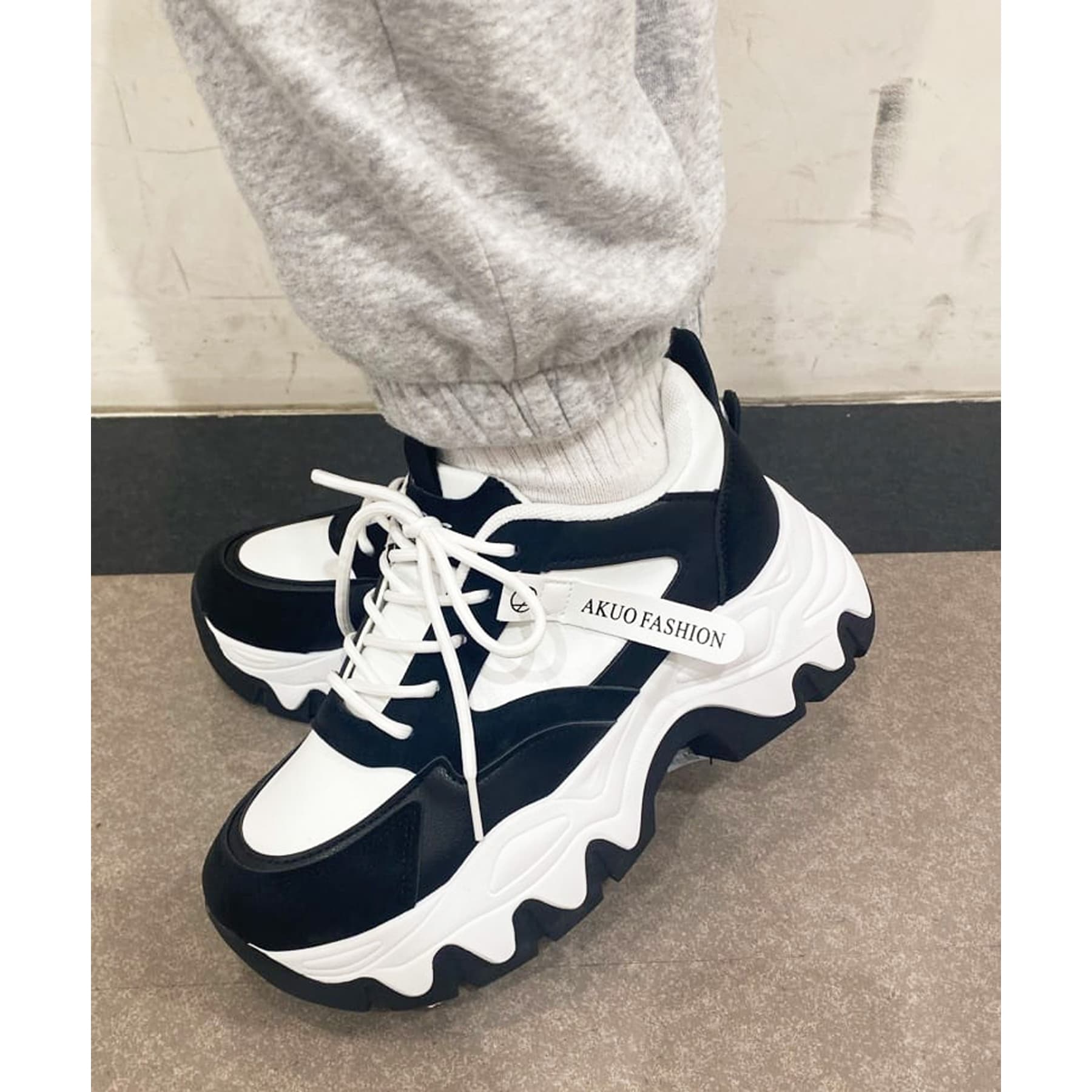 シーエス ティーアンドピー csT&P 厚底凸凹ソールスニーカー (ベージュ(052)) ベージュ(052)