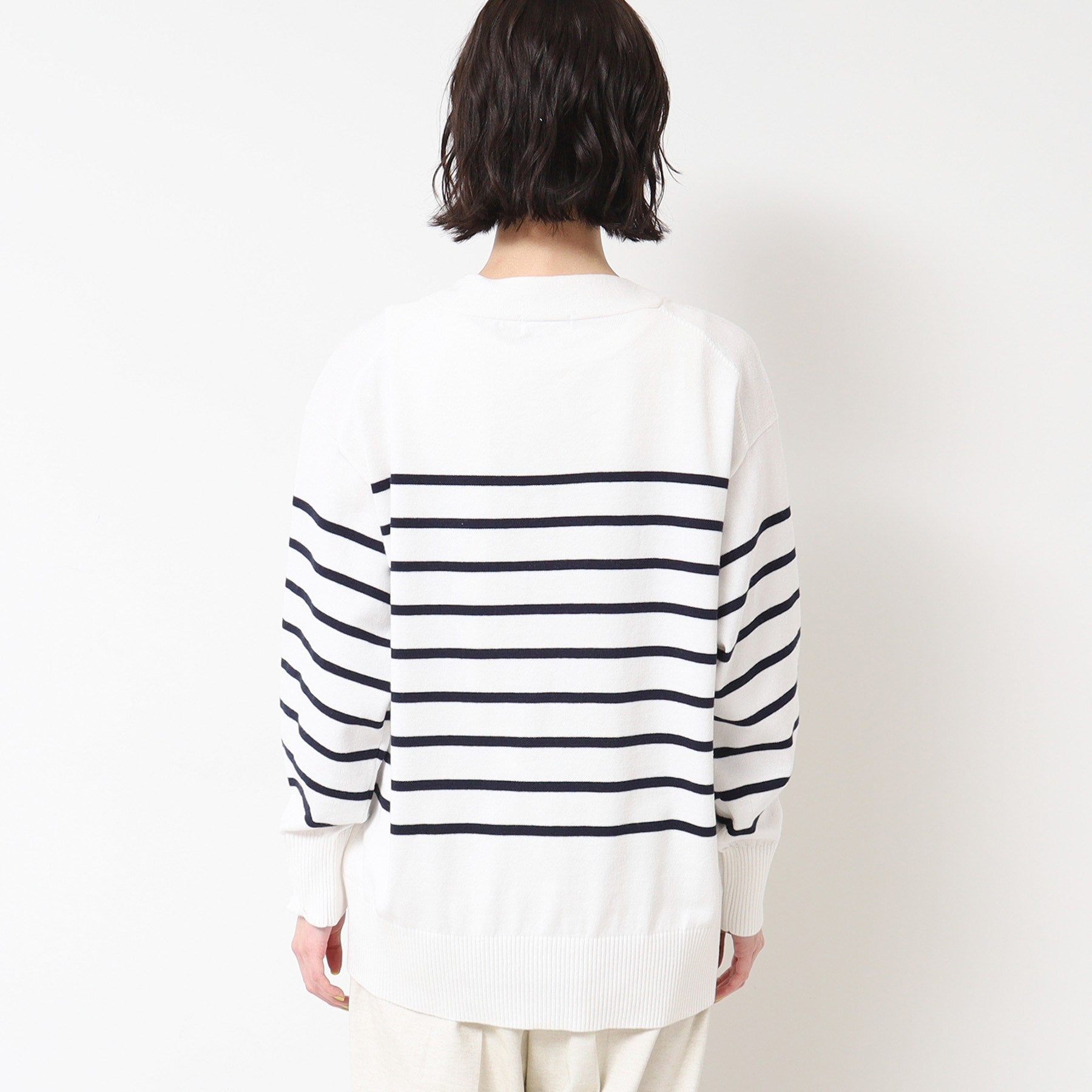 デッサン Dessin オーバーシルエットVネックカーディガン (ホワイト(002)) ホワイト(002)