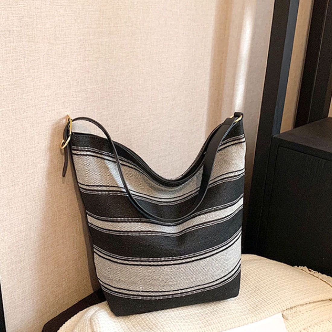 Durilly Dewlily Border Bucket Bag Bag女士在20年代,30年代,30年代,時尚休閒袋中可愛的Back Back Back Back Tote Bag
