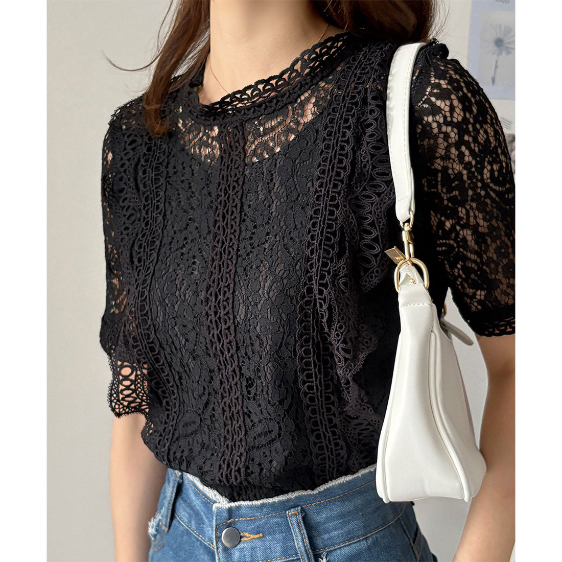 デューリリー Dewlily ラウンドネック半袖レースシャツ レディース 韓国 カジュアル 半袖 トップス かわいい おしゃれ 着回し お出かけ 透け感 抜け感 上品 春 夏 花柄 (ブラック) ブラック