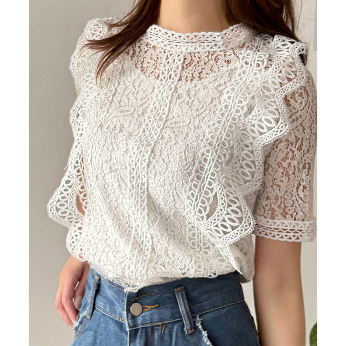 デューリリー Dewlily ラウンドネック半袖レースシャツ レディース 韓国 カジュアル 半袖 トップス かわいい おしゃれ 着回し お出かけ 透け感 抜け感 上品 春 夏 花柄 (ブラック) ブラック