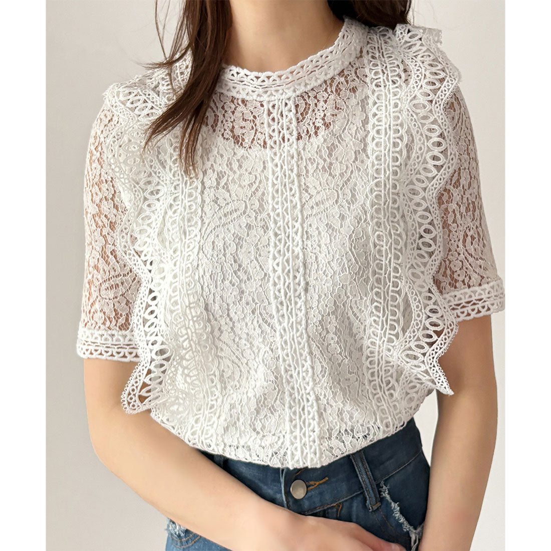 デューリリー Dewlily ラウンドネック半袖レースシャツ レディース 韓国 カジュアル 半袖 トップス かわいい おしゃれ 着回し お出かけ 透け感 抜け感 上品 春 夏 花柄 (ブラック) ブラック