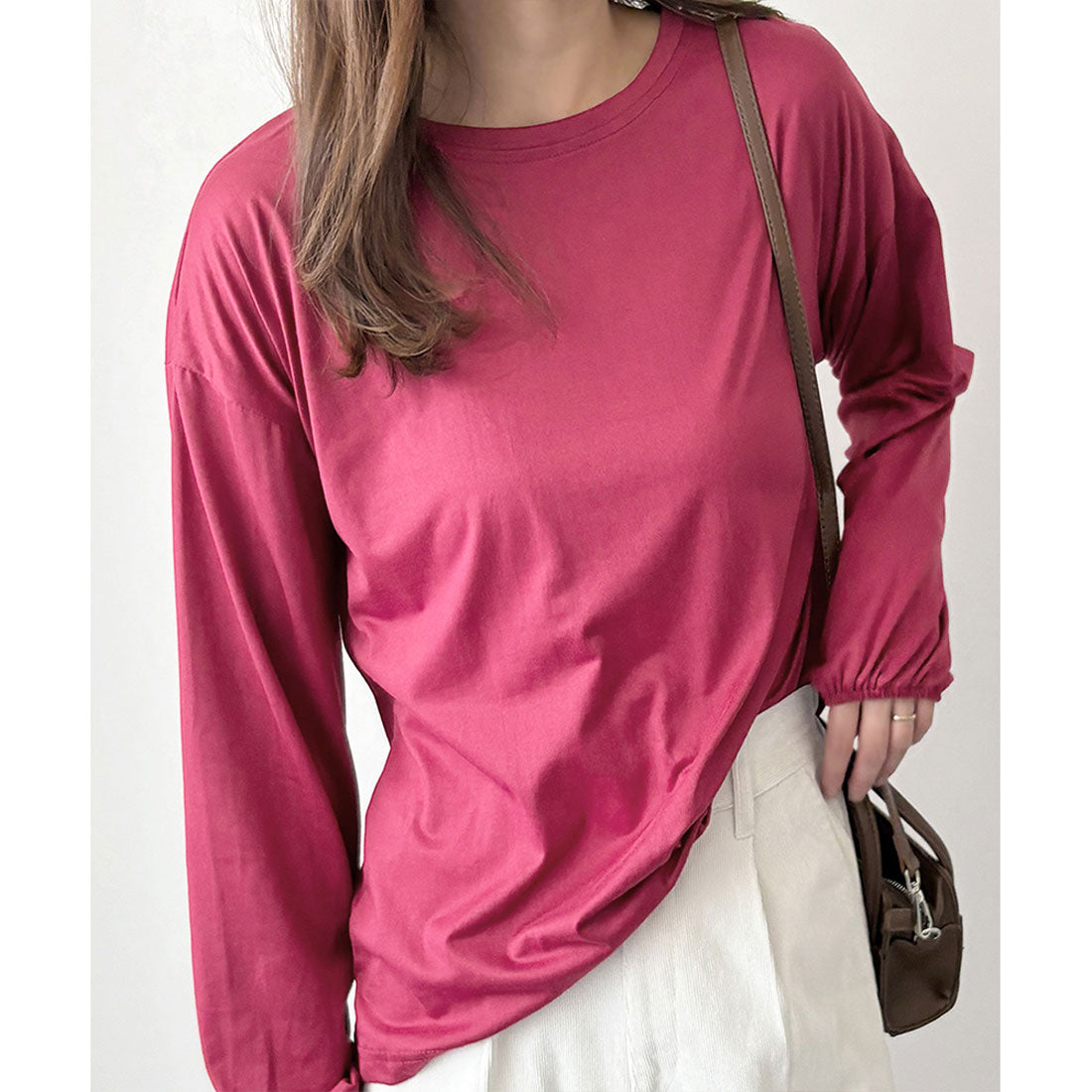 デューリリー Dewlily ボリューム袖カットソー レディース 韓国 カジュアル 長袖 ゆったり 無地 シンプル トップス 大人 リラックス 春 夏 秋 冬 着回し 普段着 (レッド) レッド