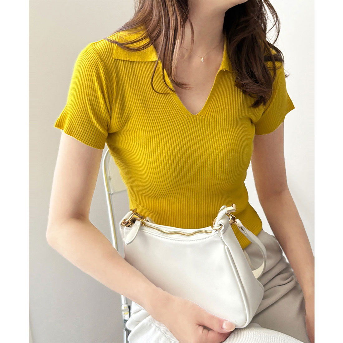 デューリリー Dewlily スキッパー半袖ポロニット レディース 韓国 カジュアル シンプル ショート丈 おしゃれ かわいい 大人 春 夏 着回し お出かけ トップス シャツ (イエロー) イエロー