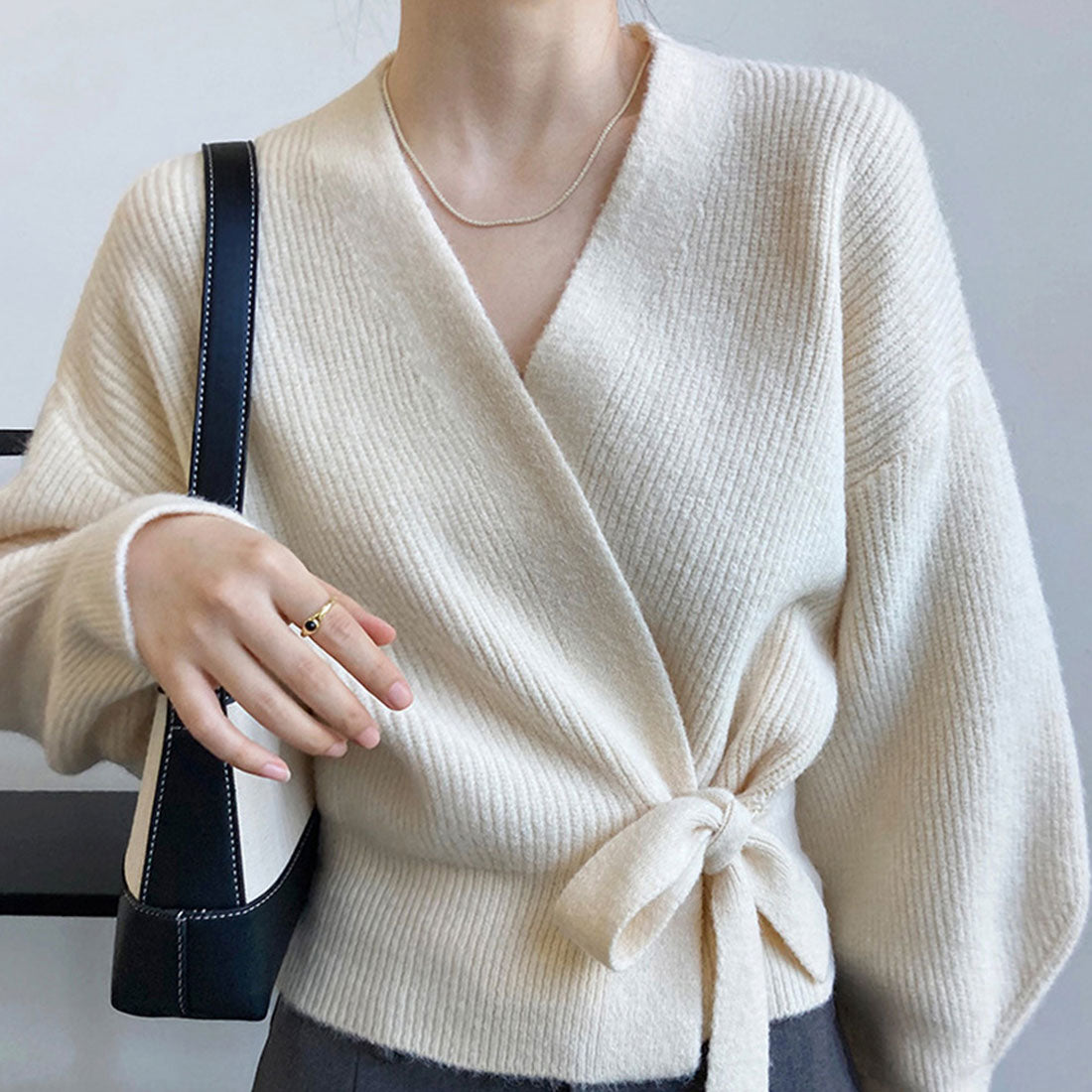 Dewlily Cache-Coeur Sweater, Autumn, Winter, Korean Fashion, For Teens, 20s, 30s, Women, Cute, Adult Casual, Office, Simple, Long Sleeves, Elegant, Knit