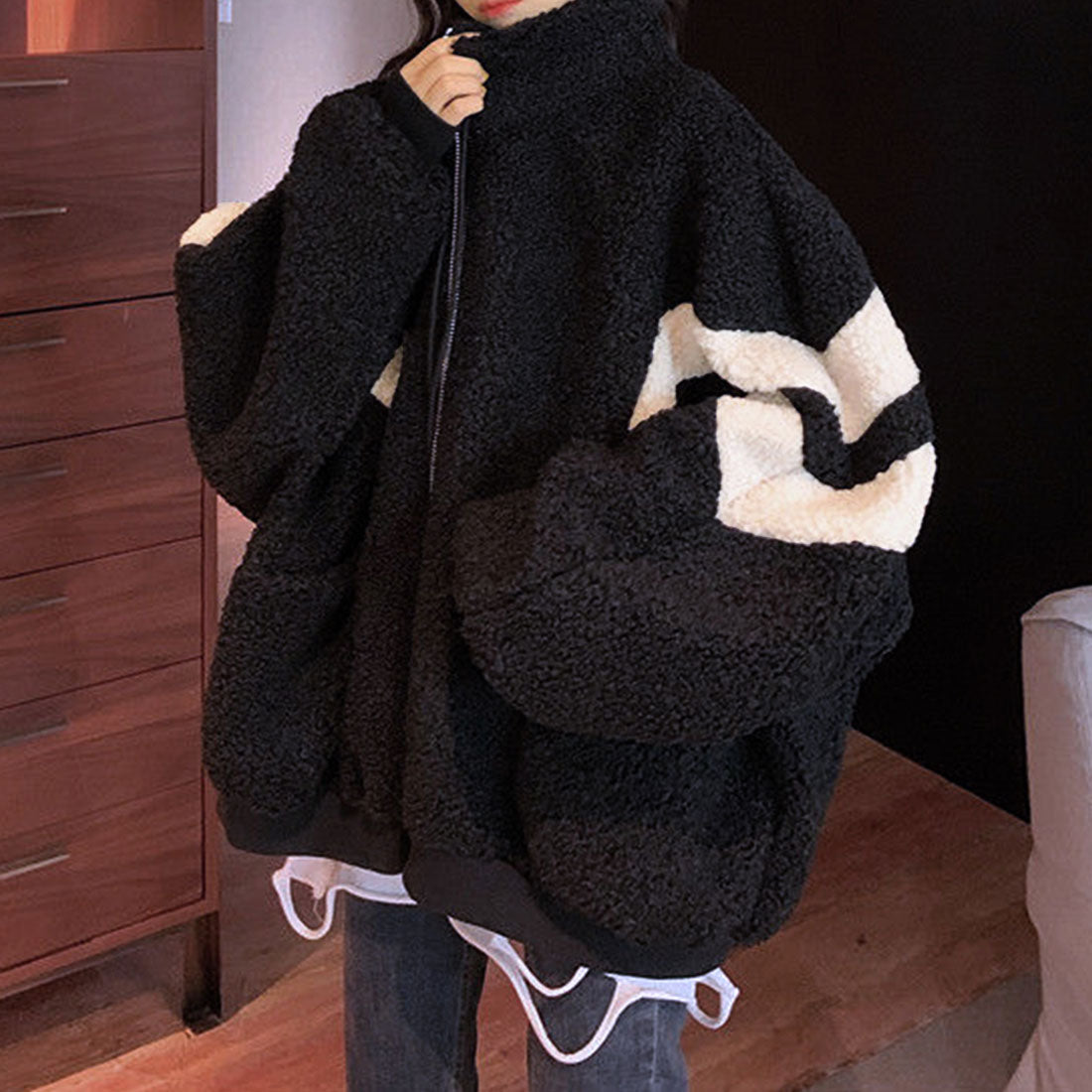 デューリリー Dewlily オーバーサイズボアブルゾン レディース 10代 20代 30代 韓国ファッション カジュアル 可愛い 大人 大きいサイズ ボーダー アウター 秋 冬