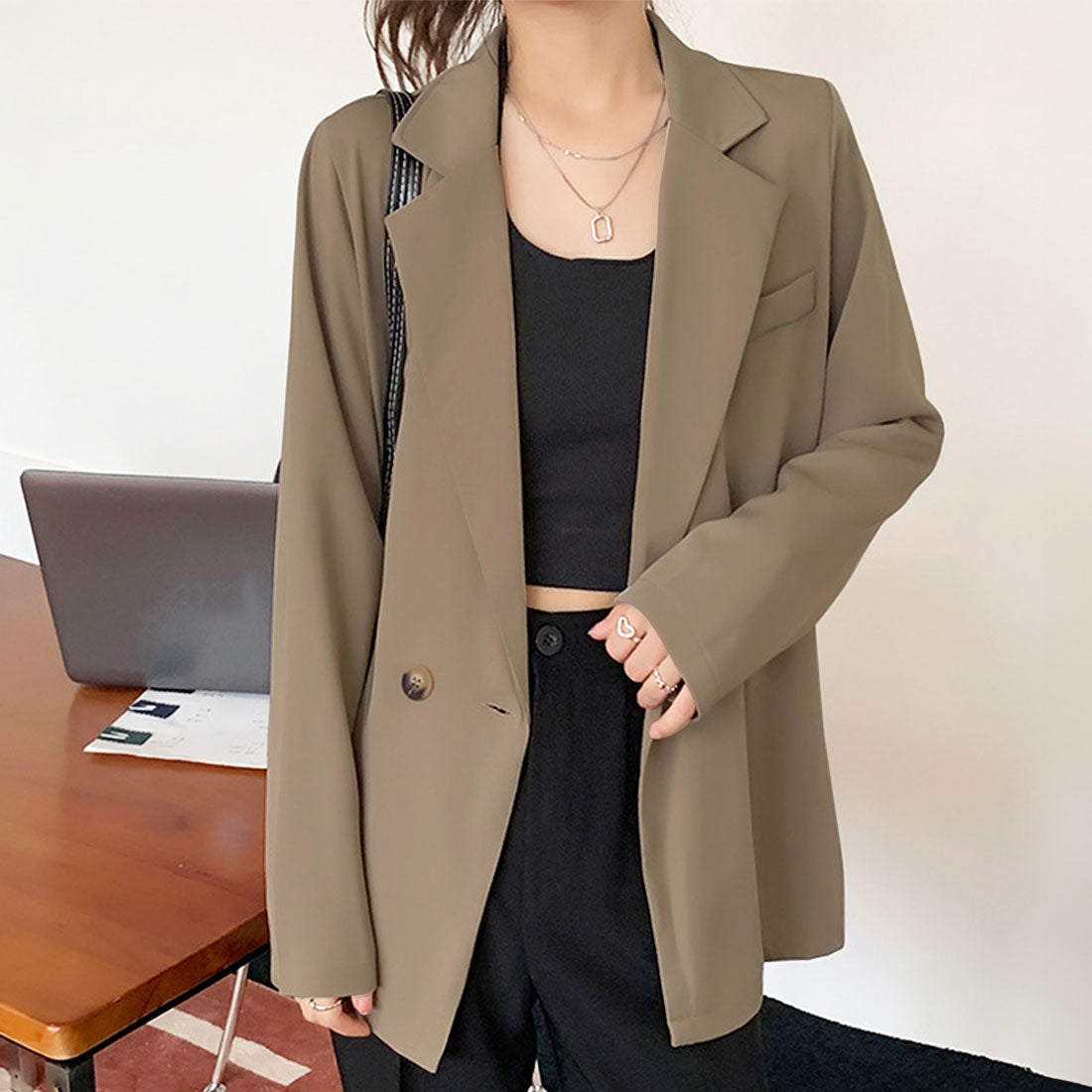 デューリリー Dewlily テーラードジャケット レディース 10代 20代 30代 韓国ファッション カジュアル アウター オフィス シンプル 無地 春 秋 長袖 おしゃれ (カーキ) カーキ