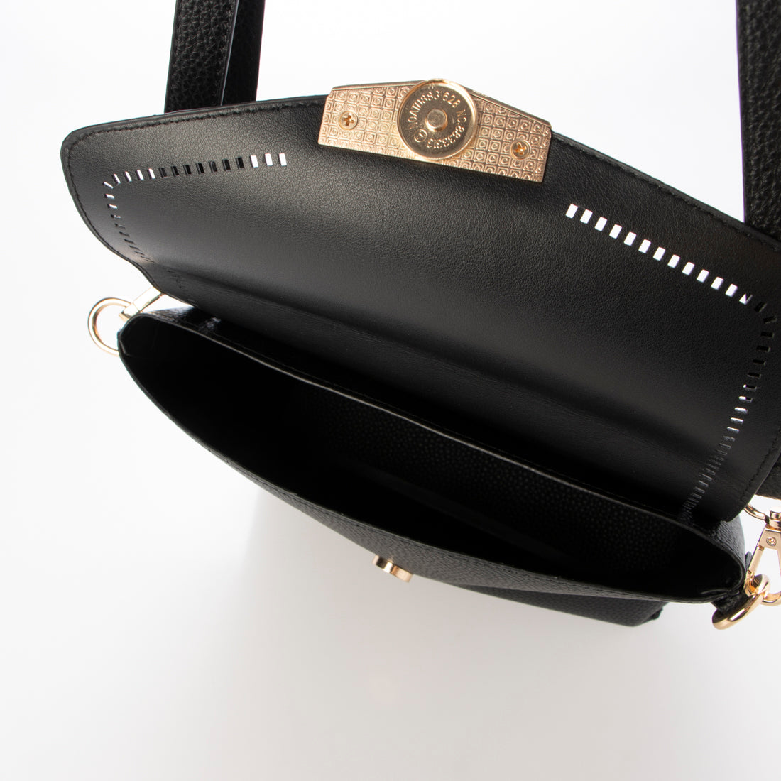 【Oggi 掲載品】ディーケリー D.KELLY バッグ (ブラック) ブラック