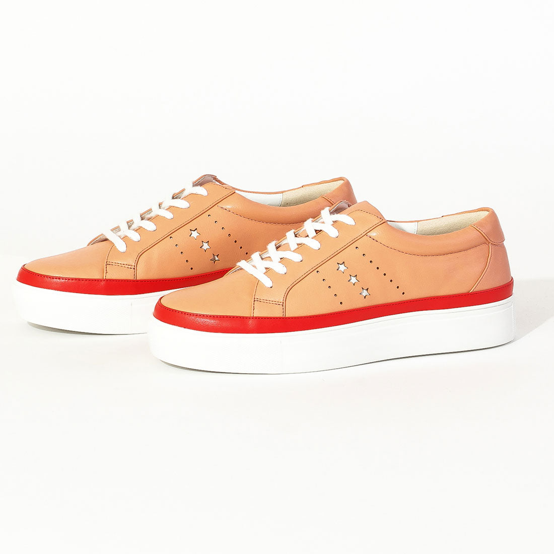 ダニエラアンドジェマ Daniella&GEMMA スターパンチングスニーカー