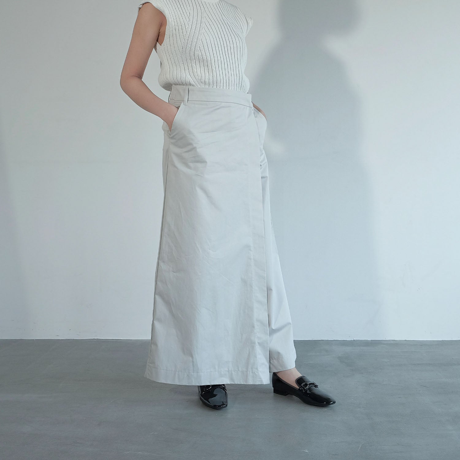 ダニエラアンドジェマ Daniella & GEMMA 【レイン対応】ビットエナメルローファー