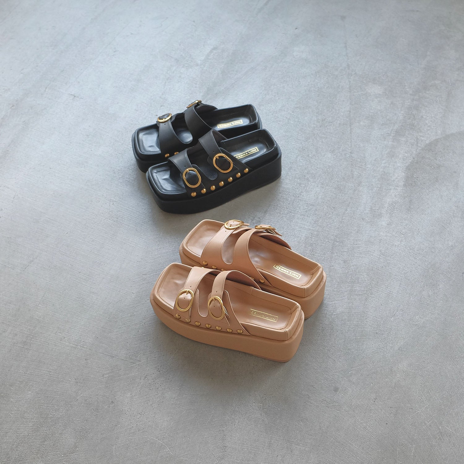 ダニエラアンドジェマ Daniella & GEMMA ダブルバックルベルトボリュームソールサンダル