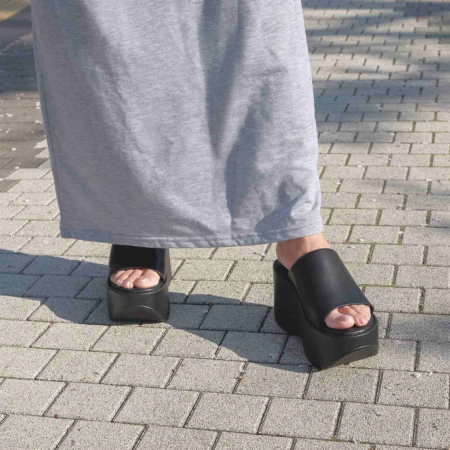 ダニエラアンドジェマ Daniella & GEMMA ウエッジソールミュールサンダル