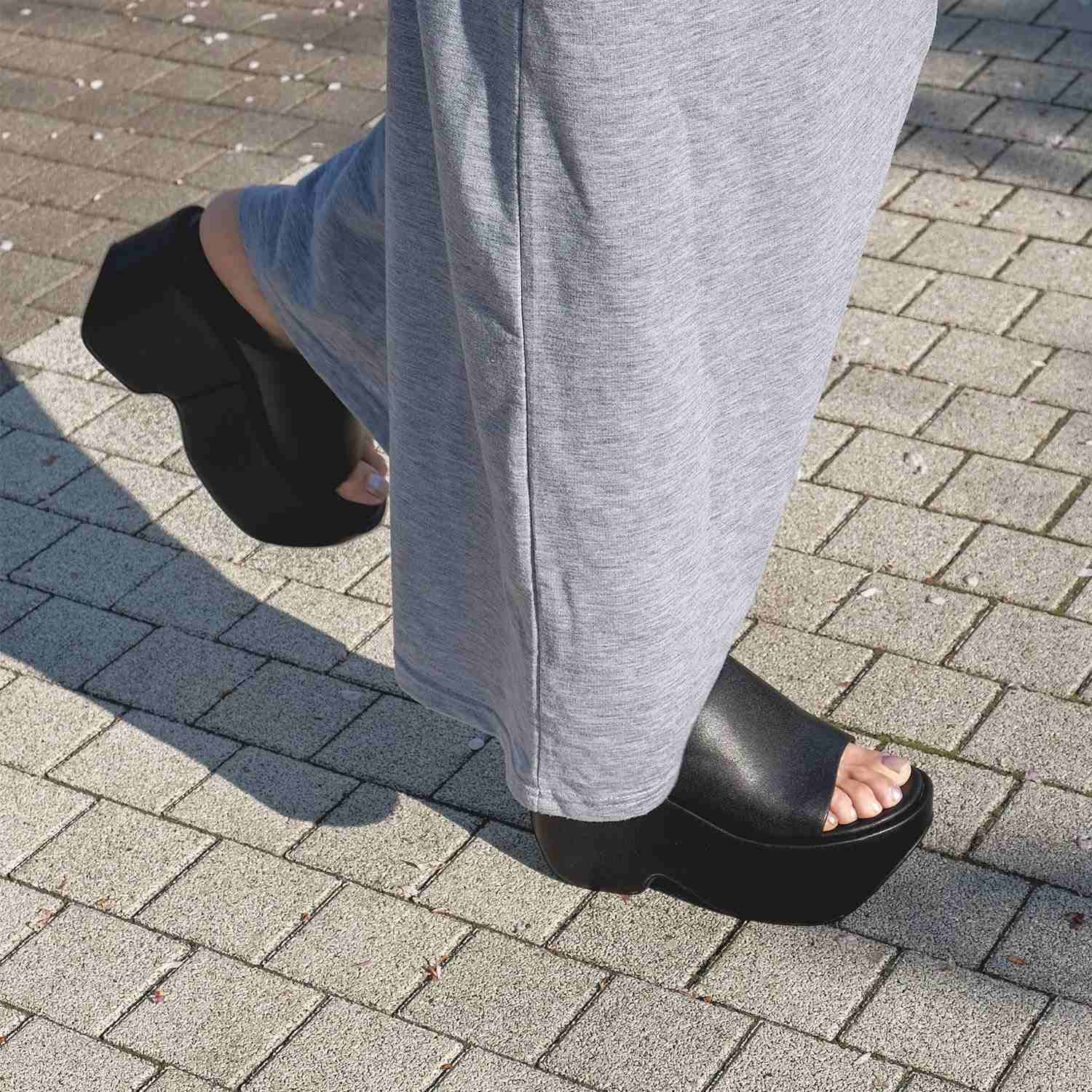 ダニエラアンドジェマ Daniella & GEMMA ウエッジソールミュールサンダル