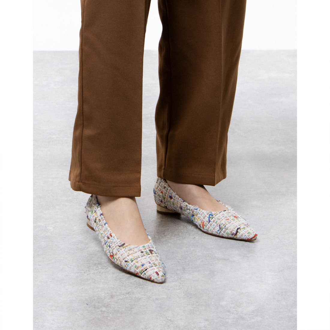 ダニエラアンドジェマ Daniella & GEMMA パールモチーフフラットシューズ