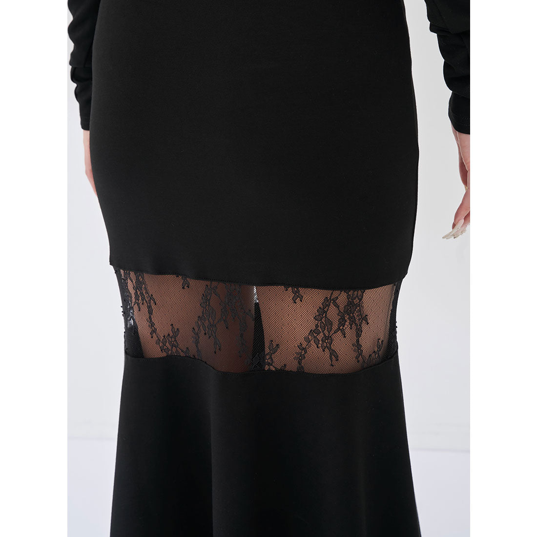 ダーリッチ Darich ポイントレースカットロングワンピース (ブラック) ブラック