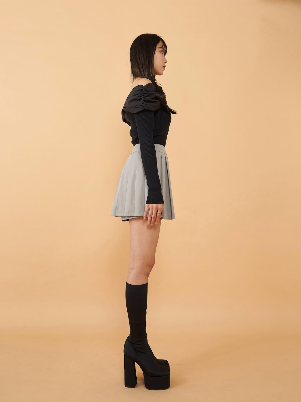 Darich Off-Shoulder Ribbon Knit Top