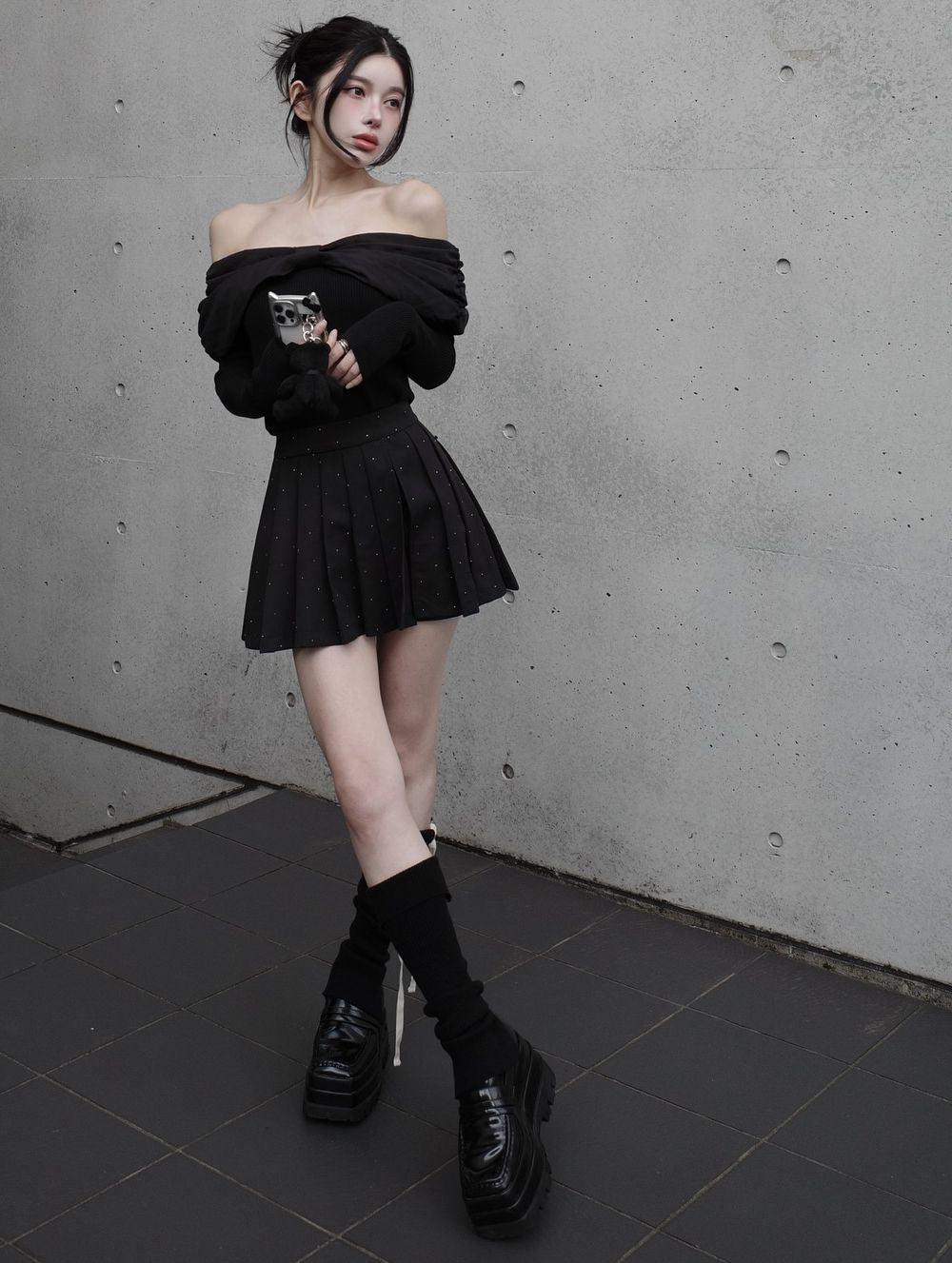 Darich Off-Shoulder Ribbon Knit Top