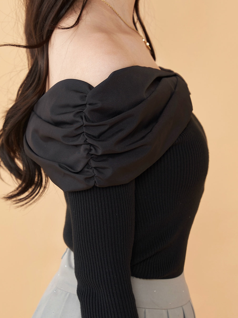 Darich Off-Shoulder Ribbon Knit Top