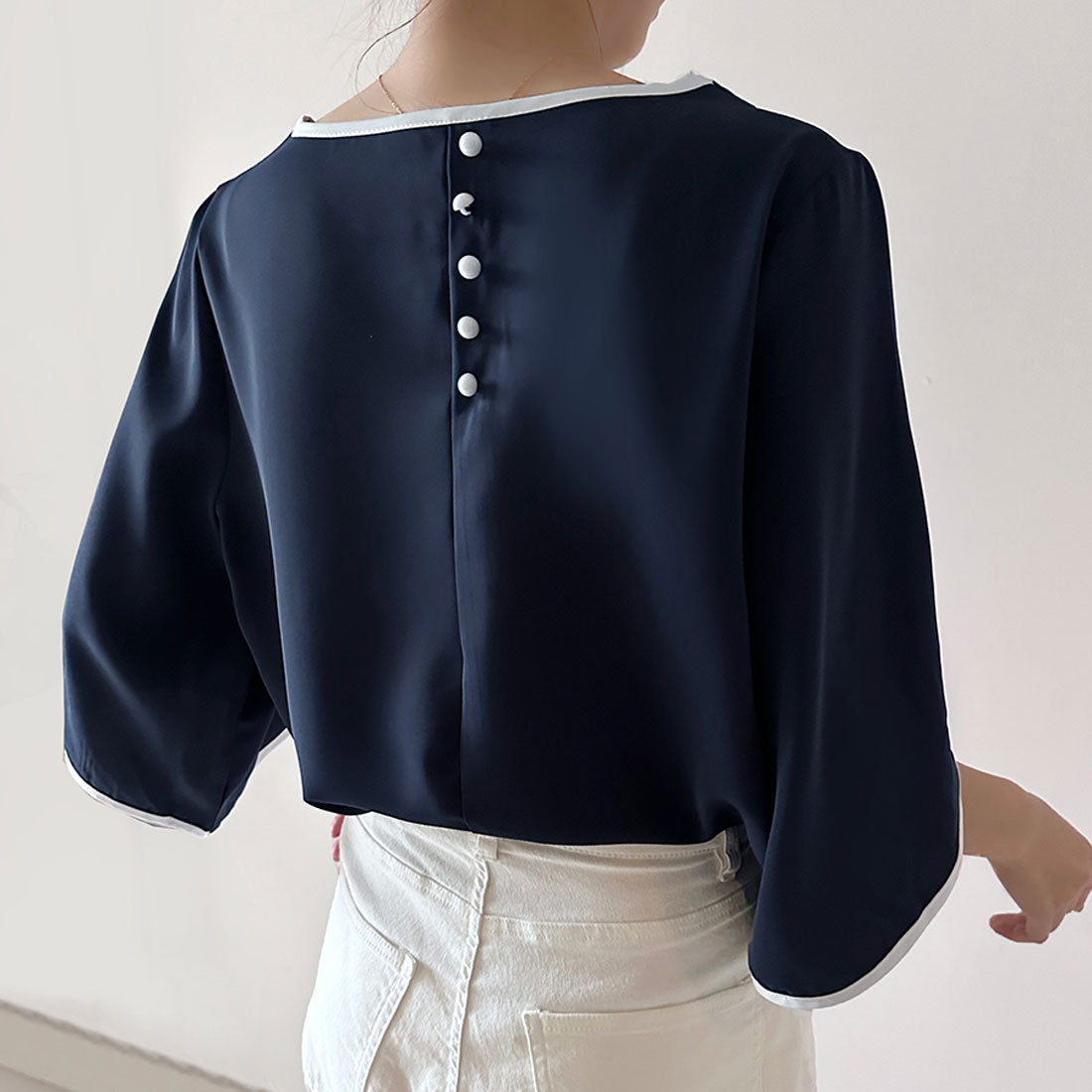 ドゥー ベル Doux Belle 袖フレア ブラウス シャツ (ブラック) ブラック