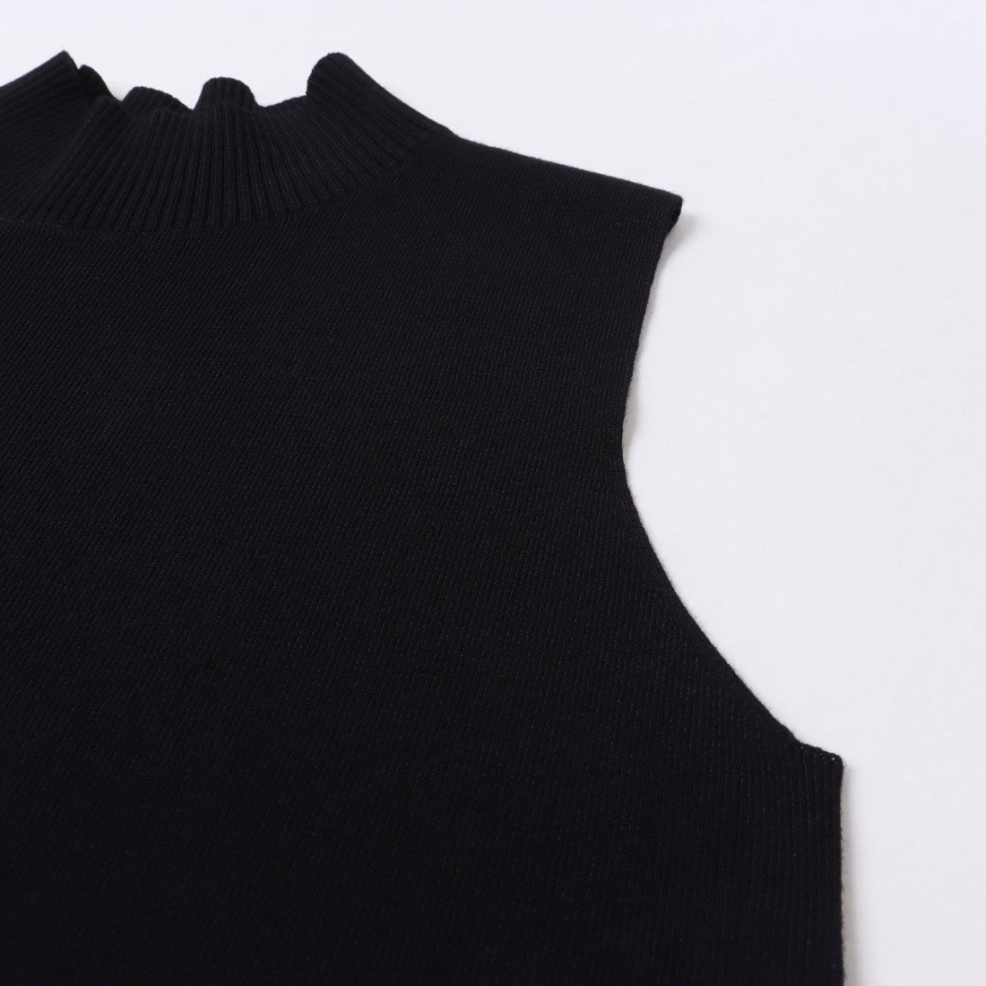 ドゥクラッセ DoCLASSE 深Vニット・セットワンピース (ブラック) ブラック