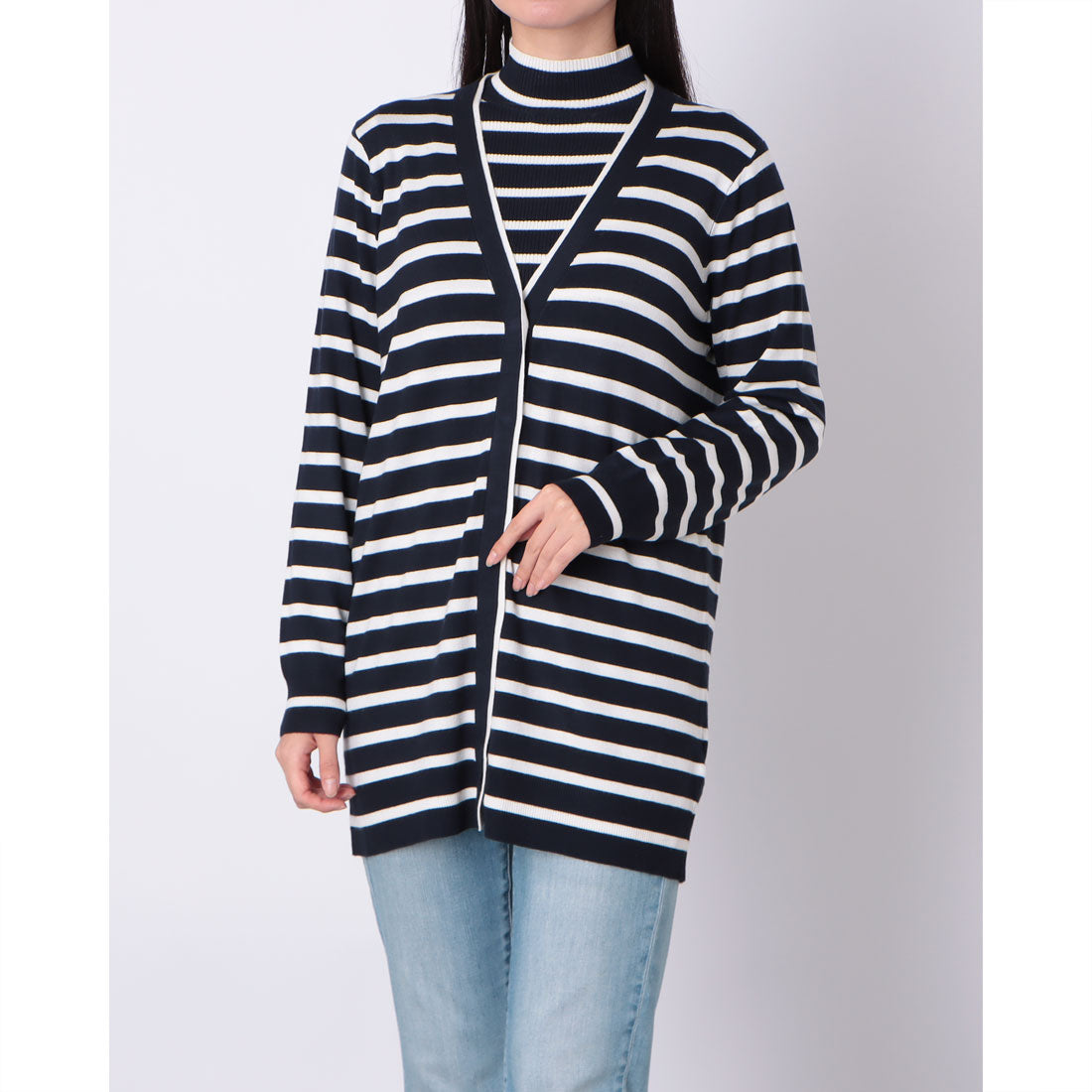 ドゥクラッセ DoCLASSE シルクフィール・ハイネック&カーディガン (ネイビー×ホワイト) ネイビー×ホワイト