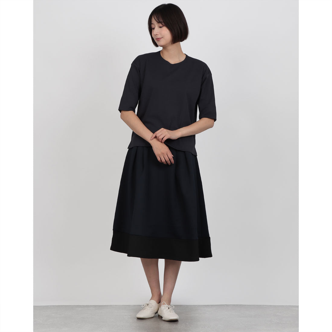 ドゥクラッセ DoCLASSE ドゥクラッセTシャツ×ダブル編みジャージー・セットアップ (ネイビーパターン) ネイビーパターン