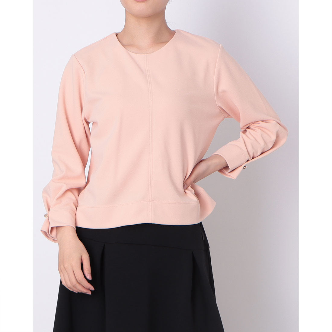 ドゥクラッセ DoCLASSE カットジョーゼット・袖タックプルオーバー (ライトコーラル) ライトコーラル